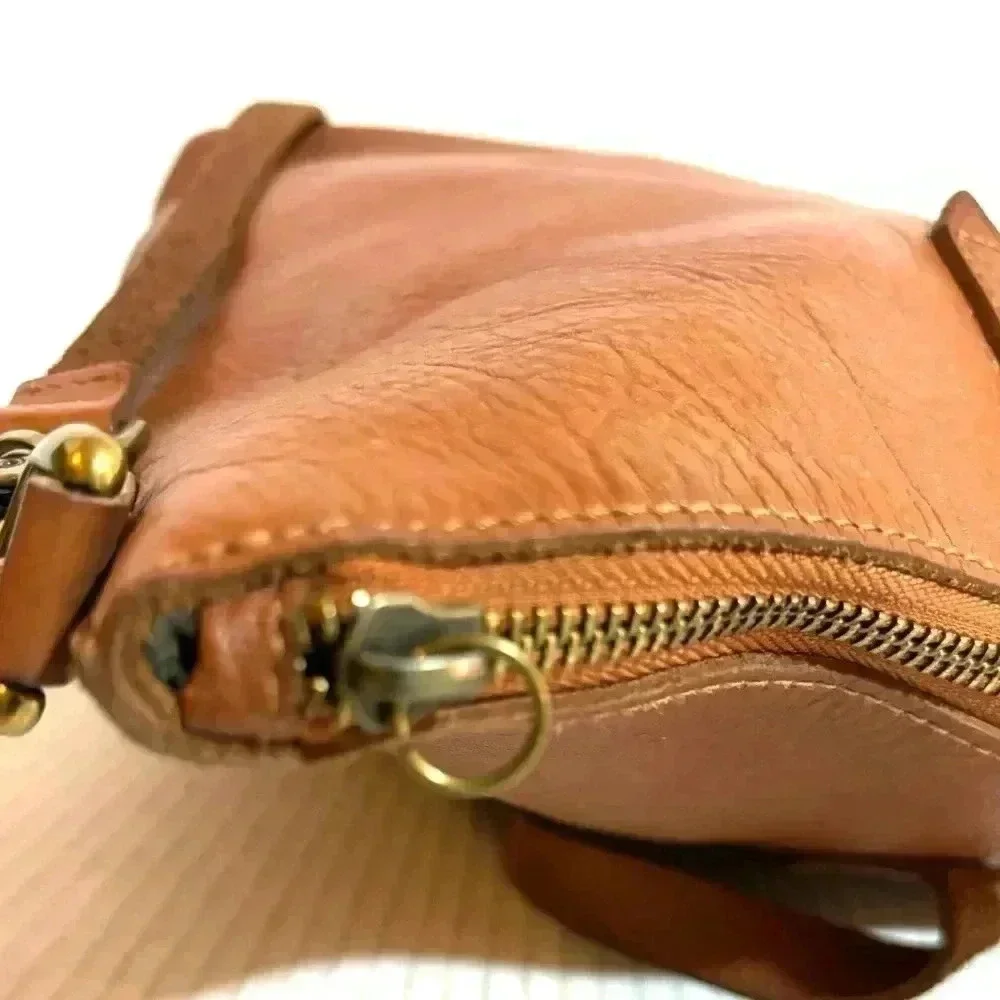 Madewell brown distressed leather satchel handbag